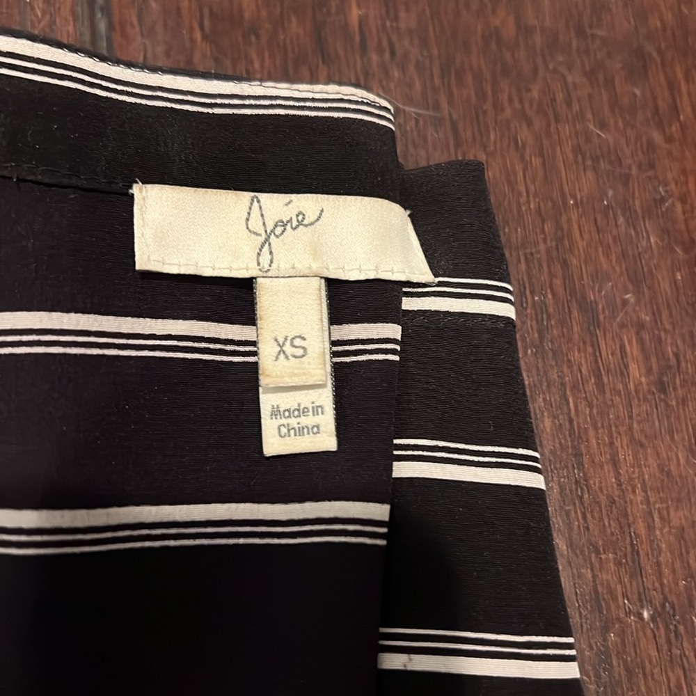 Joie silk Black and White Asymmetrical top - Picture 2 of 4